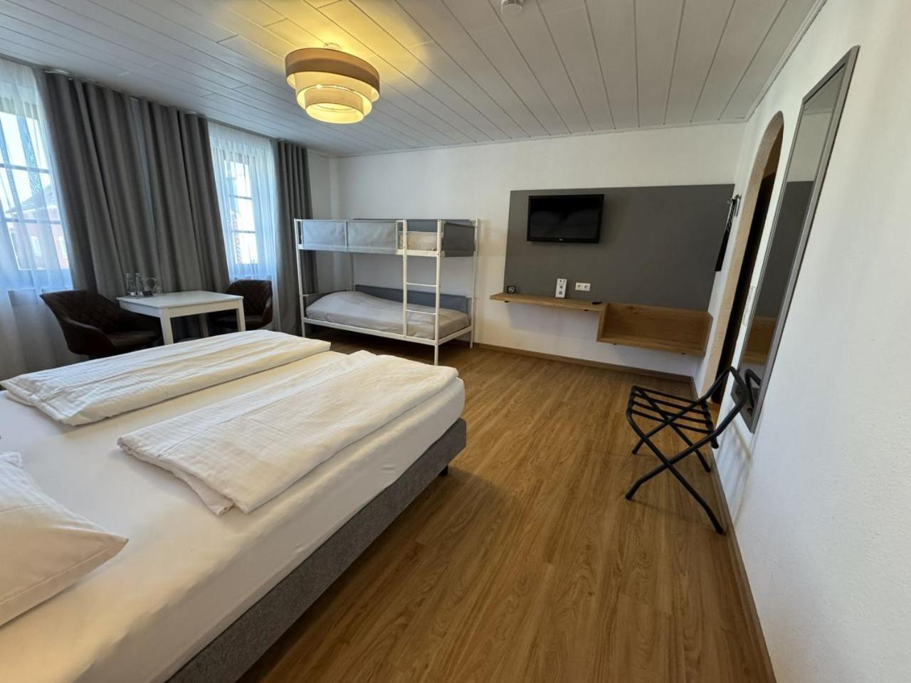 Schlappinger-hof 3*